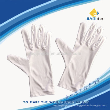 Guantes blancos de microfibra